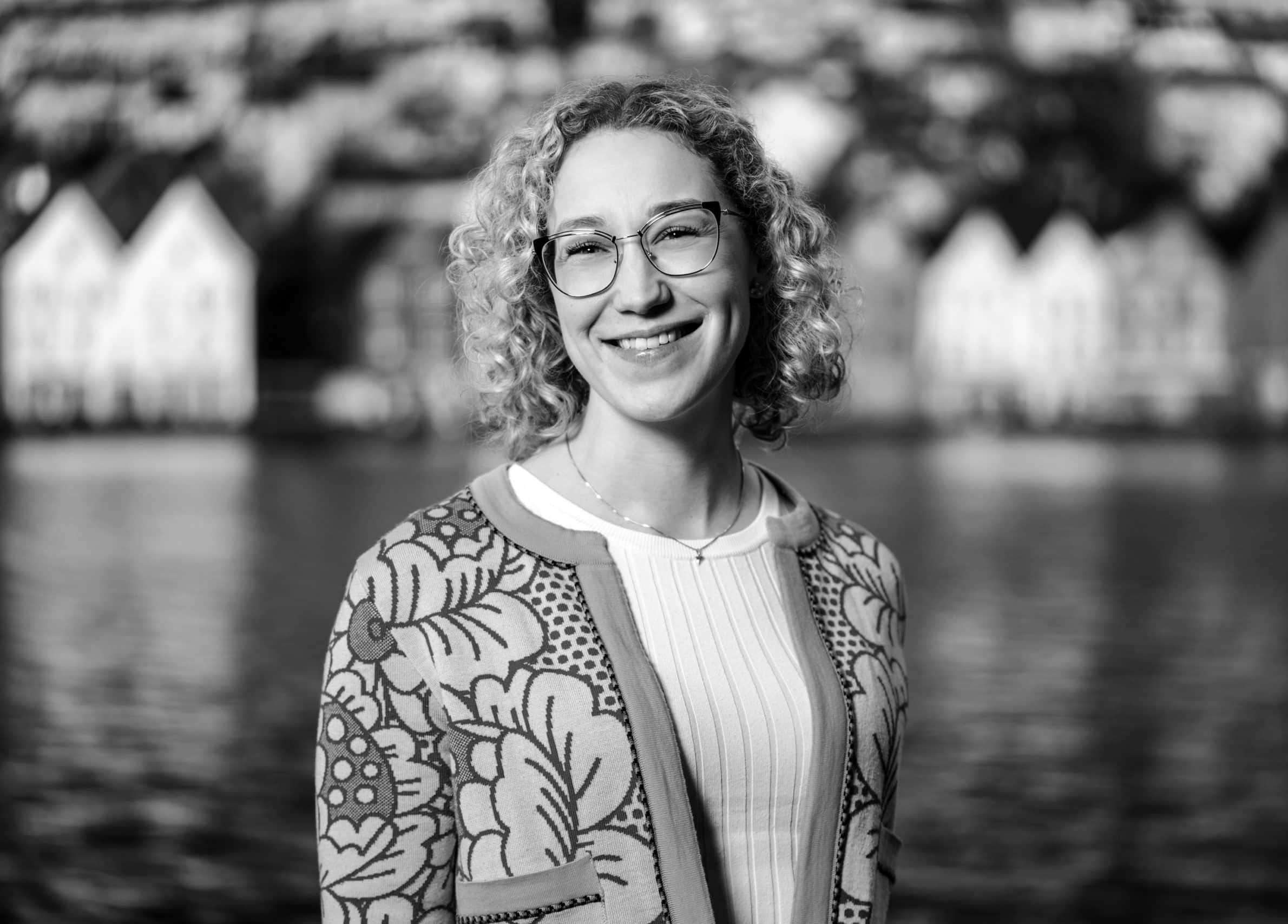 Grieg Group's Marte Leirvåg, communication manager in black and white.